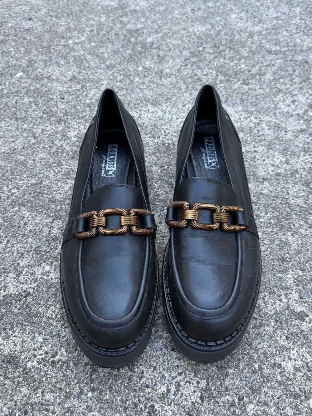Pikolinos Aviles Leather Platform Loafers Size 41 Brass Buckle Detail EUC